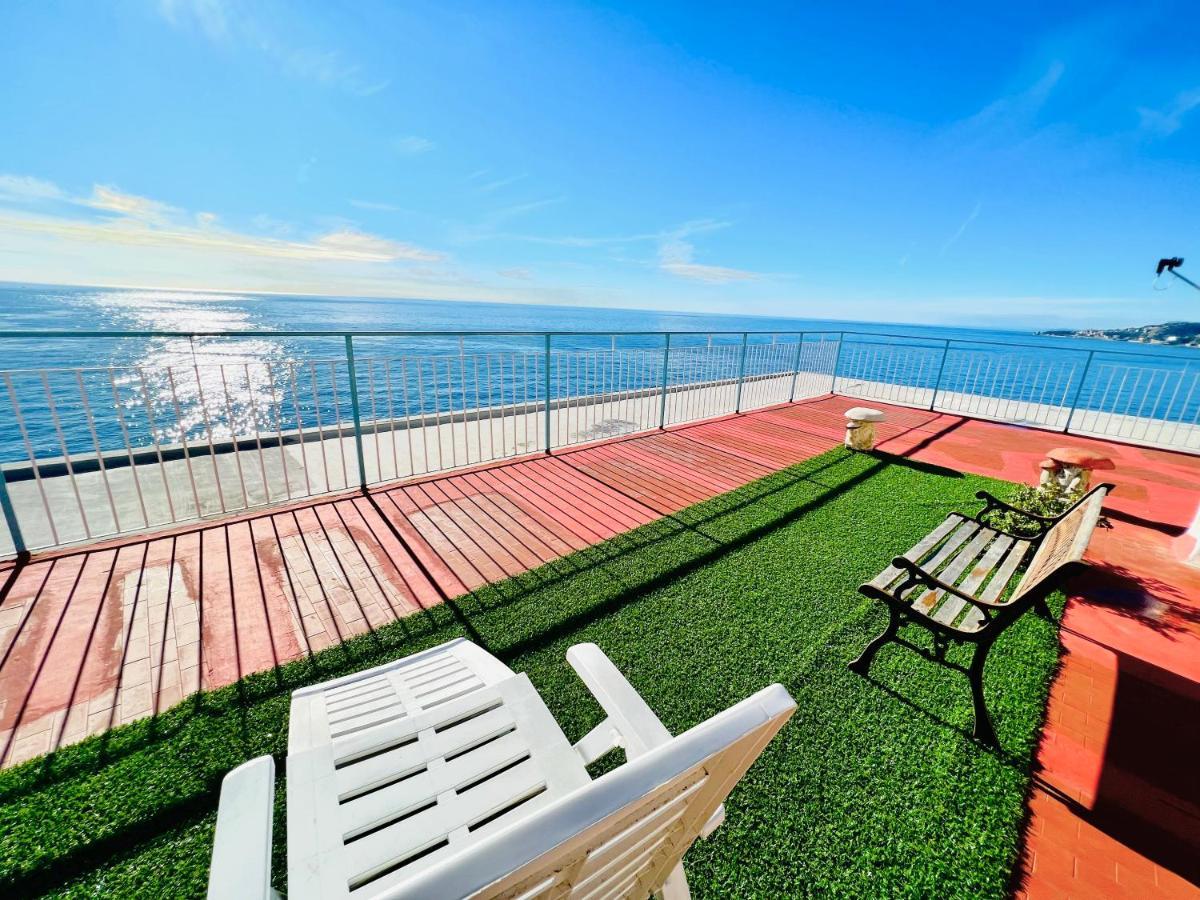 Suite Sunset 10 - Fronte Mare Sanremo Exterior photo
